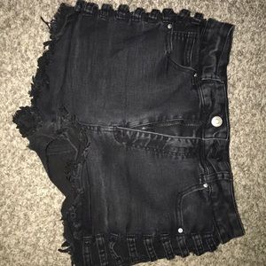 Windsor cut out shorts